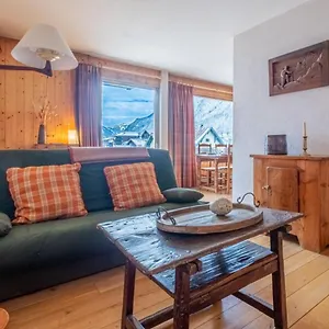 https://apartment-with-balcony-and-mountain-view.hotels-rhonealpes.com